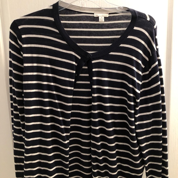 GAP sweater - Picture 1 of 2